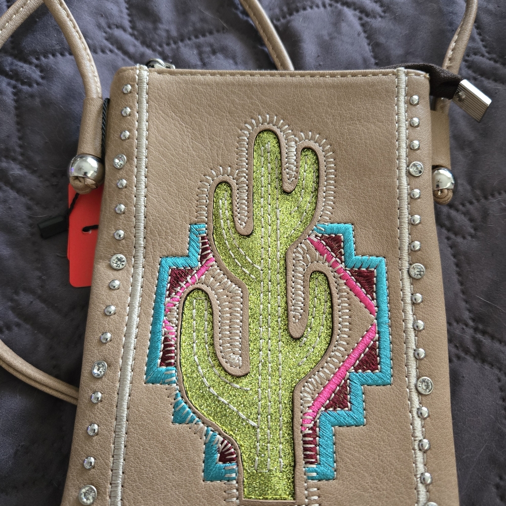 Wild West Arizona Desert American Bling Phone Crossbody Bag Purse Sparkly NWT